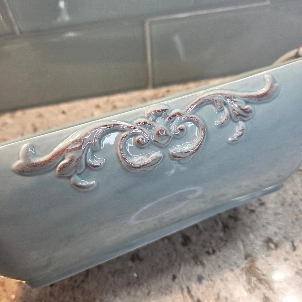 VTG Home Essentials & Beyond Madison Light Blue Ceramic Lidded Tureen Dish